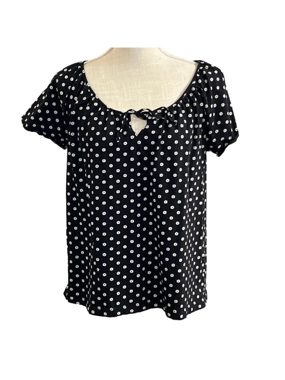 Women's Joe Fresh Black Short Sleeve Blouse with White Daisies. Size Large